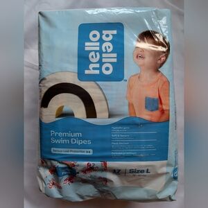 🦞Free With Purchase 🦞Hello Bello Swim Diapers - Size L